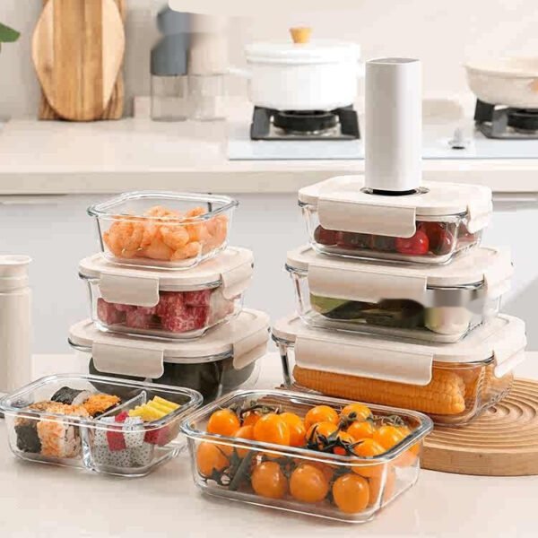 The Kindra Vacuum Glass Food Storage Set